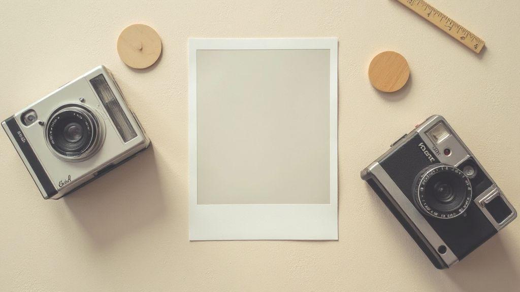 polaroid--round-frame-composition-tips-for-the-circular-aesthetic